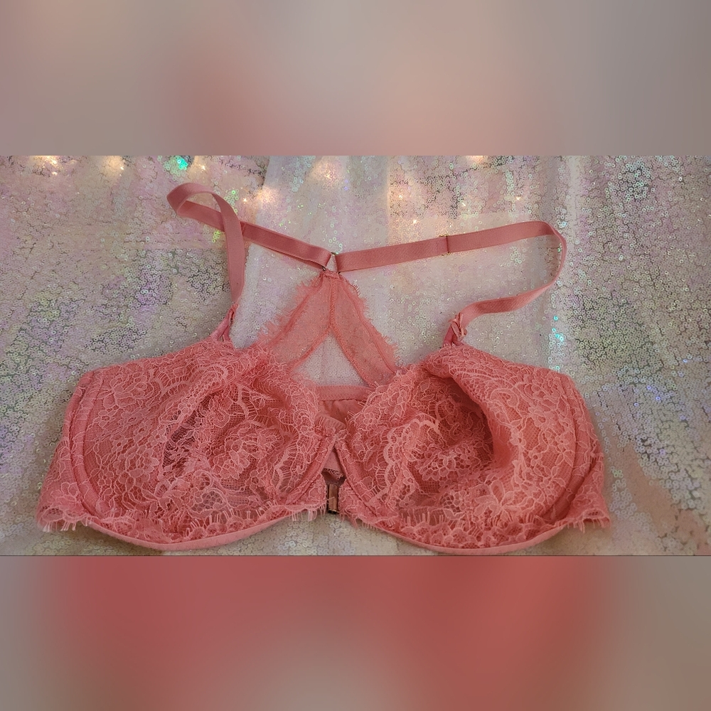 Victoria's Secret Dream Angels Pink Lace Bra Front Close Pink 🩷